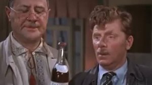 А эти "звёздочки" - Василь Егорычу, - он у нас известный "астроном"! (хф Гость с Кубани)