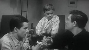 И пусть все наши враги - ПОВЕСЯТСЯ! (хф Наш дом)