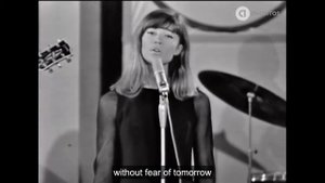 Tous les garçons et les filles - Françoise Hardy - 1962 - Live and with  English Subtitles