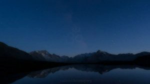 АУМ с тибетским чашами