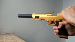 Desert Eagle с вылетом гильз