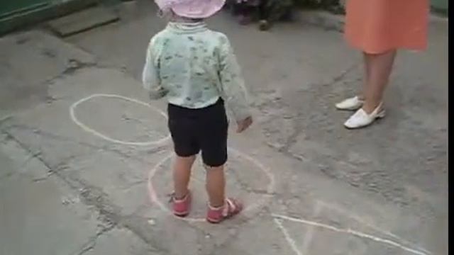 Надя, 2,6 занимается Английским с пеленок