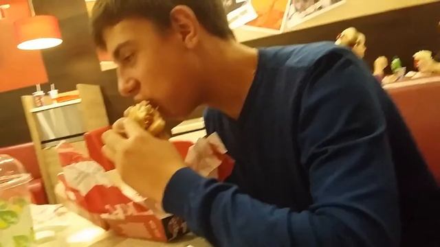 Видео-обзор Kfc в Тайланде намба ту смотреть онлайн