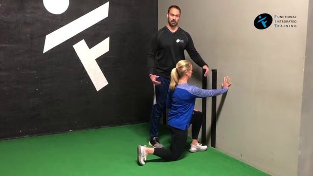 Half Kneeling Single Arm ISO Press