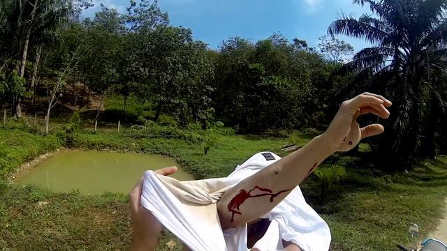 Ben Cristovao - SWEET CHILLI / prod. by The Glowsticks (Official Music Video) смотреть онлайн