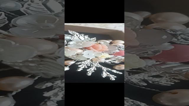 Брошь с жемчугом в технике плетение элементами. Без клея!!!