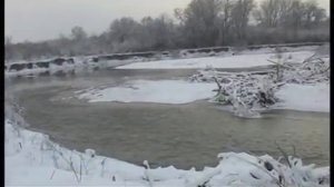 ВАЗ 2106 сквозь снег, грязь и воду.