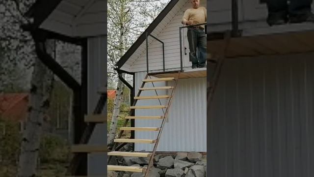 Лестница на второй этаж. Своими руками.