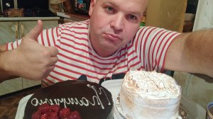 МУКБАНГ два торта:Капучино и Роскошная блондинка/обжор/десерт