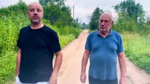 Жизнь в деревне на краю леса летом. Строим баню, готовим шашлык, отмечаем Купалье