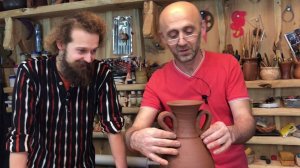 🍯 Дальневосточная керамика - приклейка ручек к вазе Часть 2 Обучение гончарству Волшебство керамики