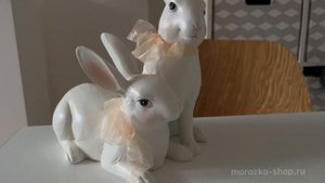 Декоративная фигурка ЗАЙКИ-ПРЕЛЕСТНИЦЫ, полистоун, 21 см   DE30112