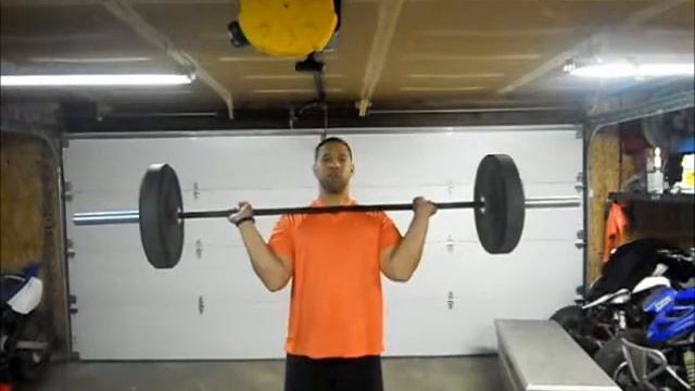 135lb Shoulder press смотреть онлайн