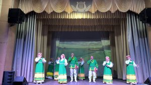 Народный ансамбль песни "Разгуляй", песня "Ой, заря, ты, зорюшка " с. Косицино, Л2