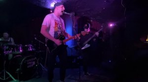 Клип на песню "Друзьям" 2019 года.