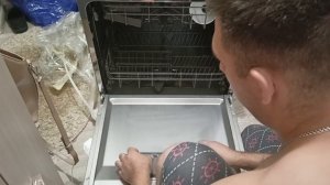 Готовлю обед, доставили мне помощницу, Сережа приболел.