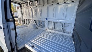 Mercedes Sprinter. Полный антикор. Горячий цинк, герметик, скрытые полости.