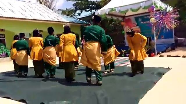 Kenangan bertari di kepulauan Riau...MAHKOTA TARI mengorak langkah. Harumkan nama MALAYSIA
