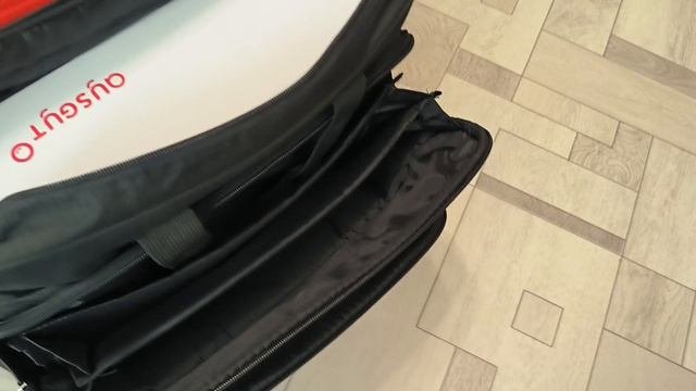 Бизнес сумка с выдвижной ручкой на колесах