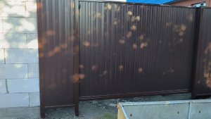 Установка забора + откатные ворота. 
г. Мичуринск