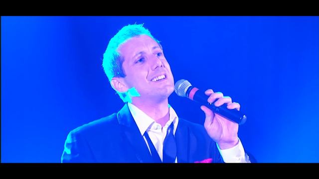 Le Lyonnais NICOLAS REYNO au Marché de Noël Crespin 2014 смотреть онлайн