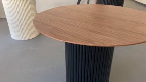 Столы круглые с реечным основанием