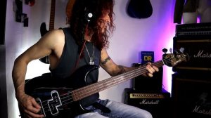 Sure know something (KISS Unplugged) on Fretless Bass