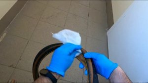 Short. Чистим светлую боковину покрышки. Бюджет - 500р. на все.