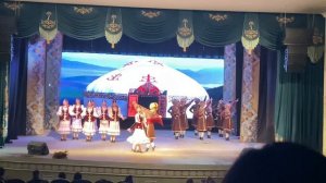 танец " Таштугай уйындары"