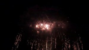 Салют, фейерверк FP-B326 Ночная жизнь 56 залпов  х 1,2 калибр, веерный