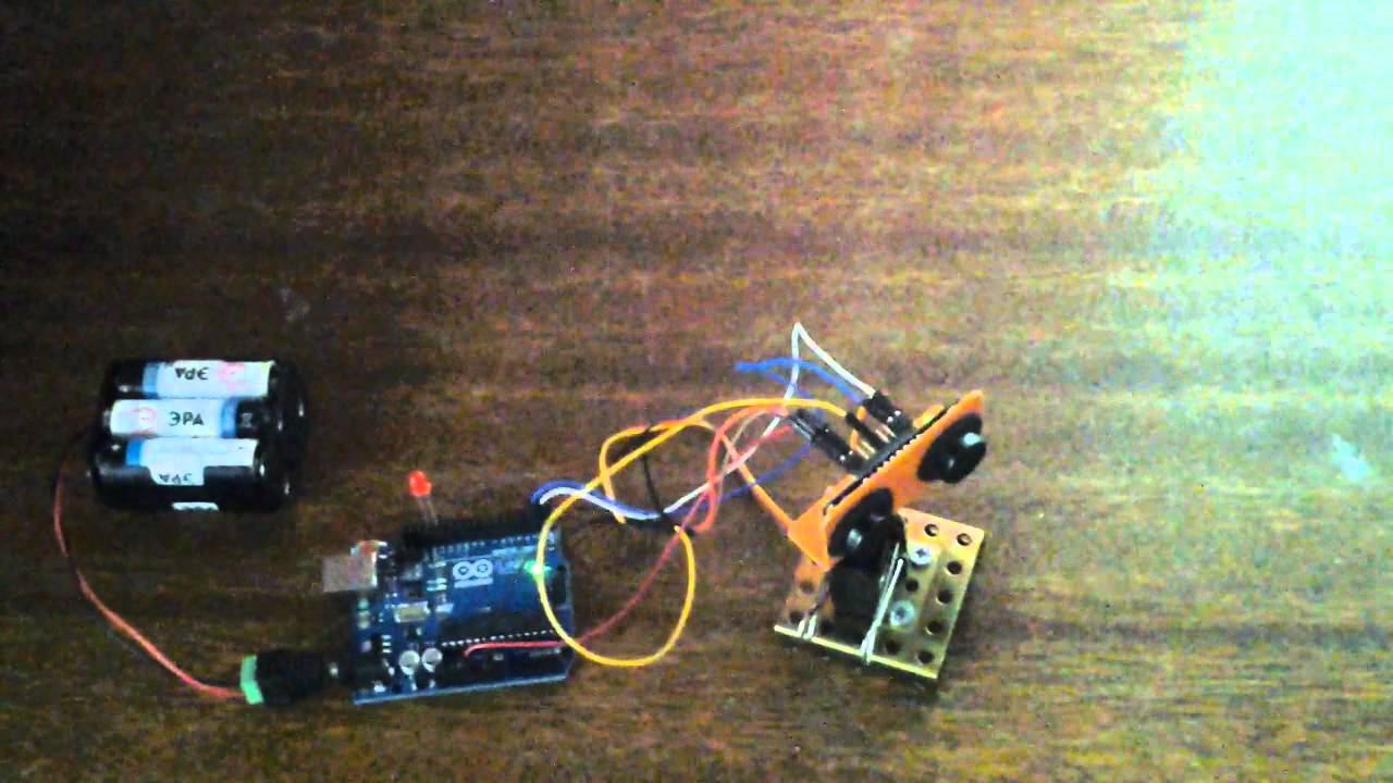 Arduino,  URM37 ультразвуковой дальномер и серводвигатель