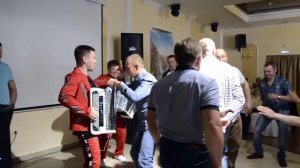 Дуэт AkBoys Военное попури Конец учебного года ТВВИКУ
