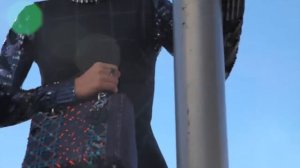 Марион Котийяр снялась в футуристической рекламе для Lady Dior