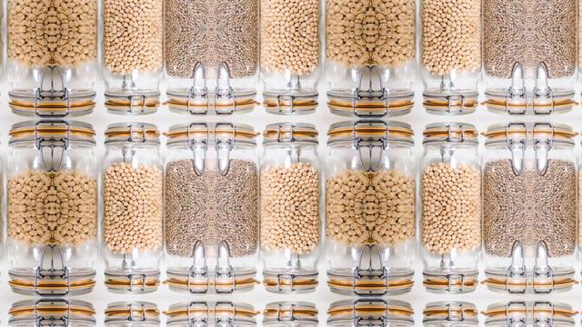 Prepare For Crisis: Essential Pantry Items #shtf