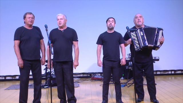 Народный вокальный ансамбль "ДОБРЫ МОЛОДЦЫ". "Матушка Российская земля" Рук-ль А.П.Членов. смотреть онлайн