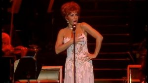 Shirley Bassey - Goldfinger (From "Divas Are Forever")