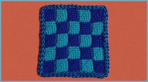 Плед квадратами с обвязкой тунисским крючком. Узор для пледа. Плед крючком.