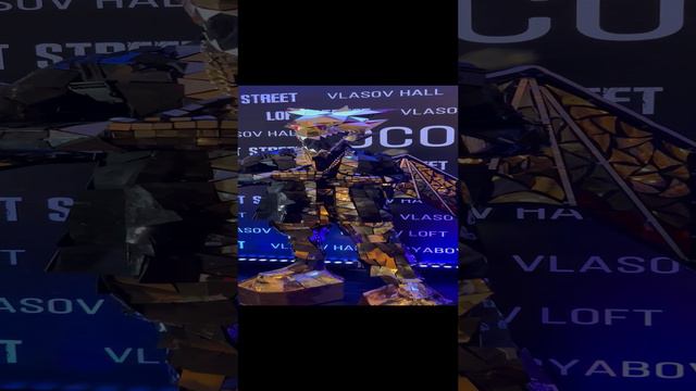 Зеркальные люди для VIP-мероприятия в Москве | GO SHOW | 8(977)777-28-84
