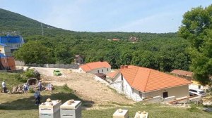 расширяем отводки на Троицу в монастыре Паисия Величковского