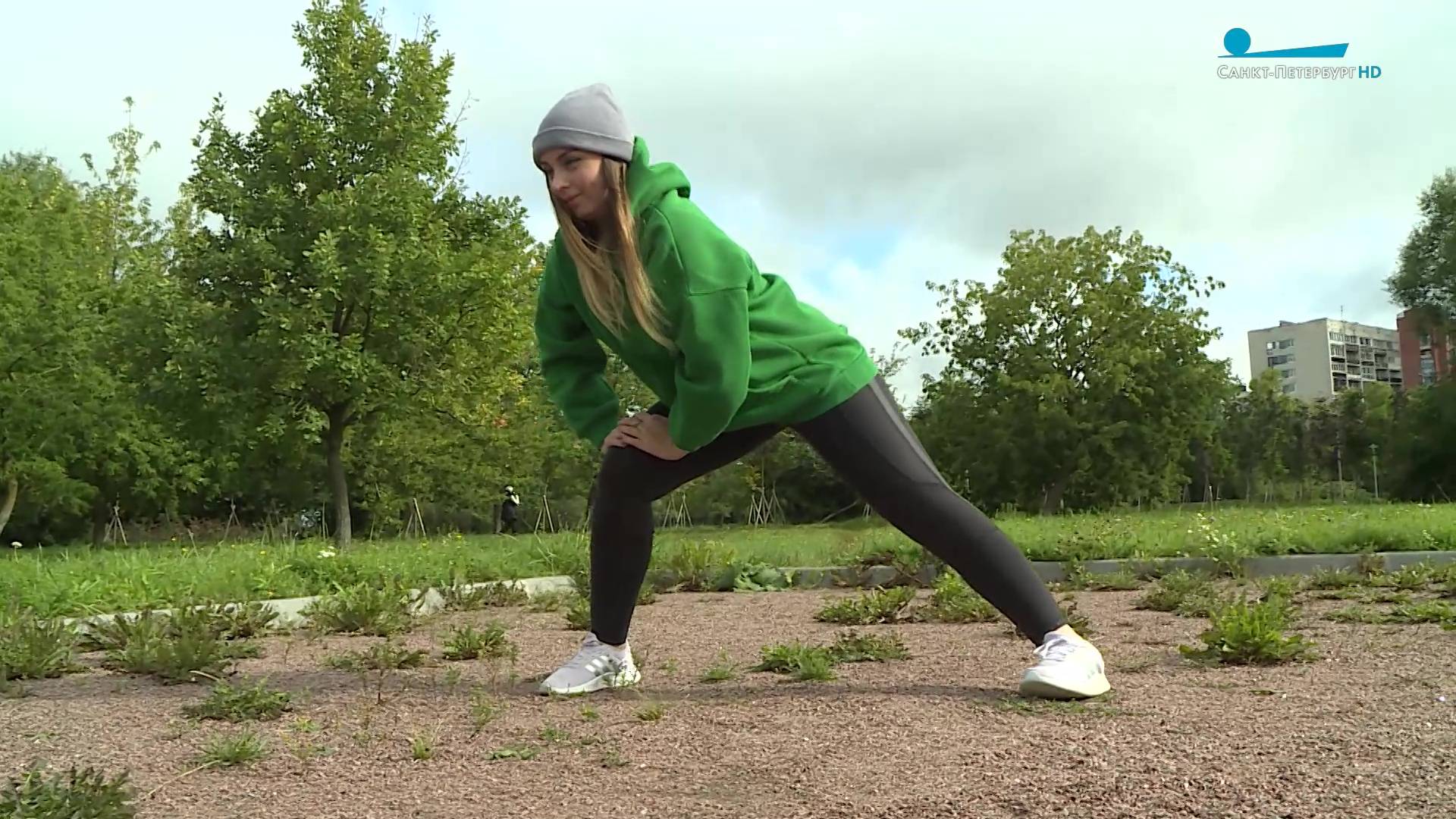 Уличный спорт. Как заниматься, когда похолодало?