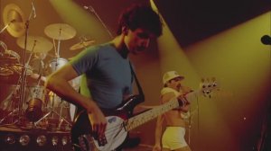 Queen - Another One Bites The Dust (Live)