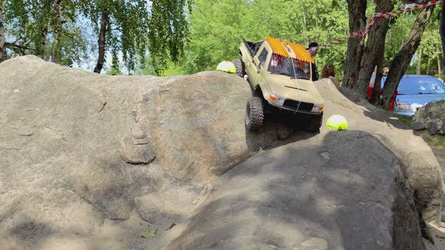 Element Enduro Toyota LC70, заезд класса 1 на RCTEG Stone Skill'24