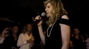 Courtney Love - Bad Romance (Paris)