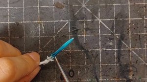 Как рисовать силовые мечи контрастными красками