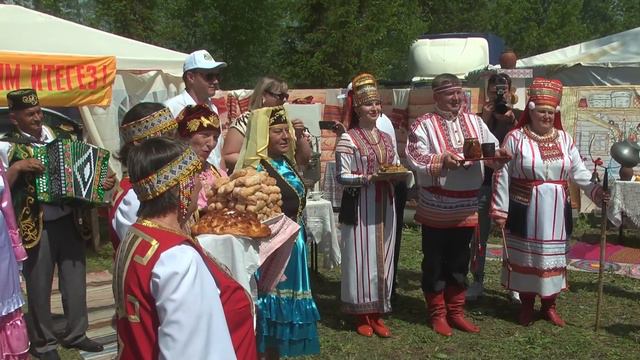 Областной Сабантуй - праздник татарской культуры с. Асекеево 15.06.2024 смотреть онлайн
