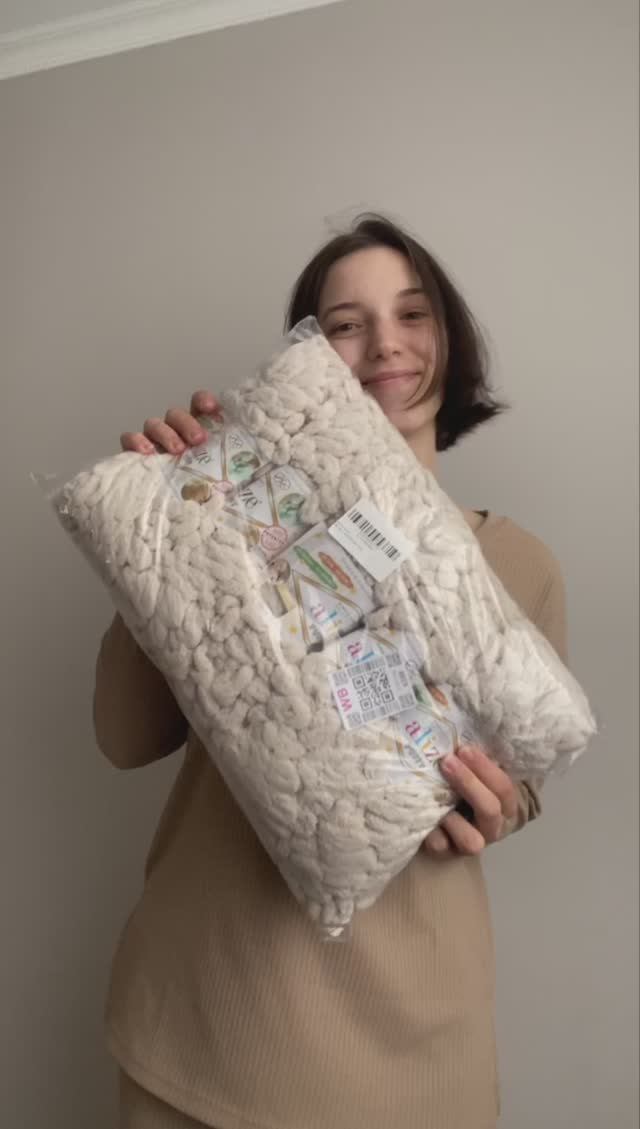 Пушистый плед🧶 Переходи в тг: Rita Handmade для заказа🤍 #crochetbag #вязанаясумка #shorts #вязание