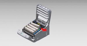 C800 серия Как заменить цветной тонер-картридж на серии OKI C822, C823, C833, C843