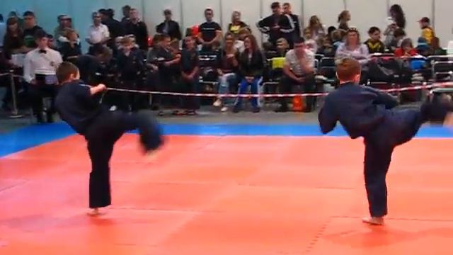 Horting. Αθλητικά τουρνουά Διεθνές παιδιών στο διαγωνιστικό τμήμα του αγώνα και τη μορφή. смотреть онлайн