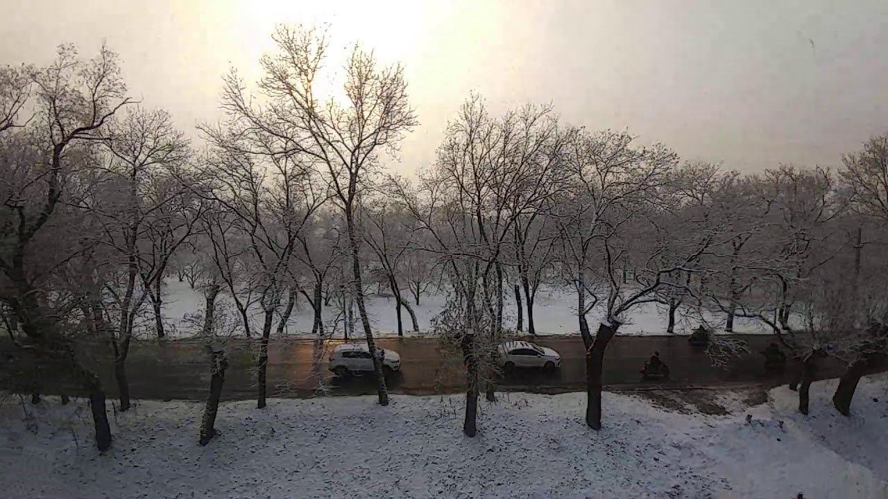 Редкое зрелище - заснеженный Пекин.