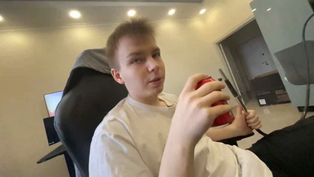 Хелин устроил РУМТУР вместе с Строго, Углифейскид, Десаут | стрим 15.03